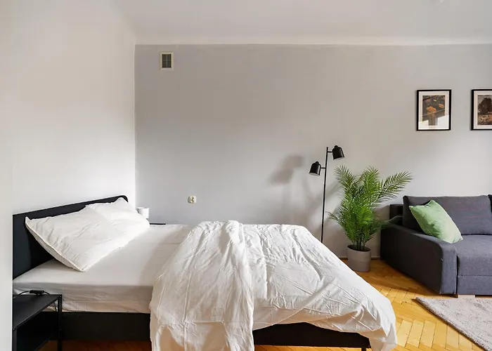 Nowy Swiat Modern Warsaw